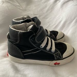 See Kai run shoes size 10